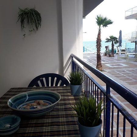 Cozy Seaside Apartment Loutraki Eksteriør billede